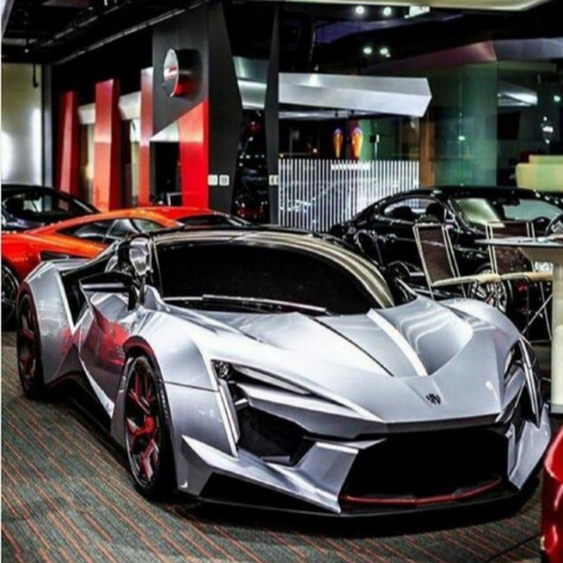 Машина Ликан гиперспорт