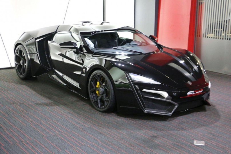 W Motors Lykan