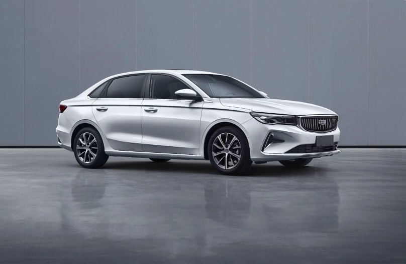 Geely Emgrand 2021