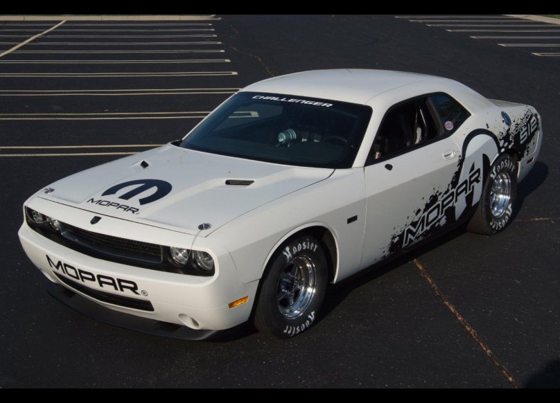 Dodge Challenger драг