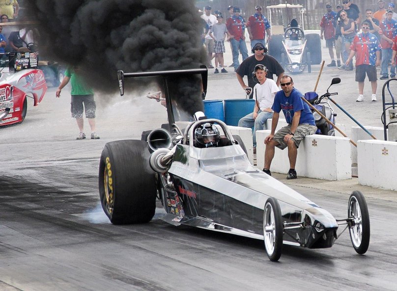 Бугатти Драгстер