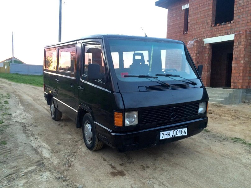 Mercedes-Benz mb100/mb140