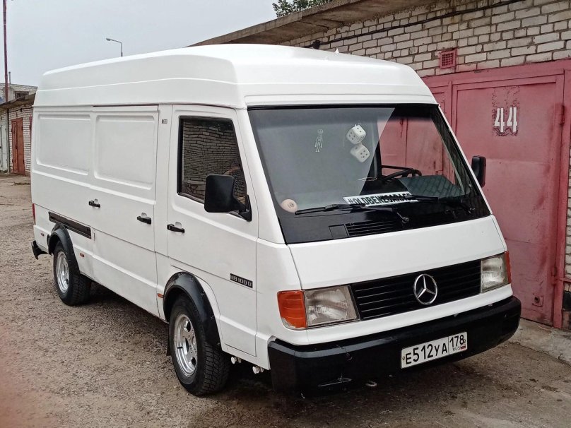 Mercedes-Benz mb100, 1992