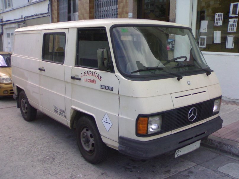 Mercedes-Benz mb100, 1992
