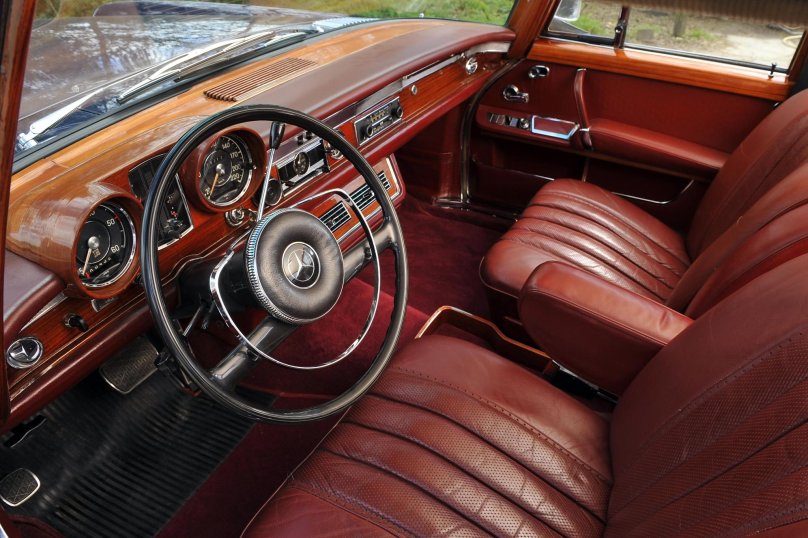 Mercedes-Benz 600 w100 салон
