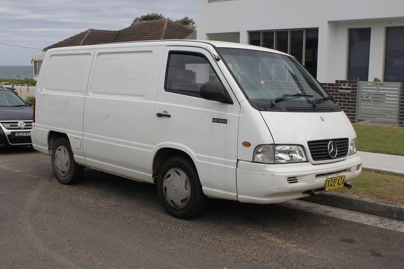 Mercedes-Benz mb100/mb140