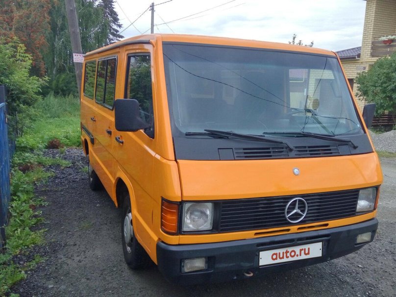 Mercedes-Benz mb100, 1995
