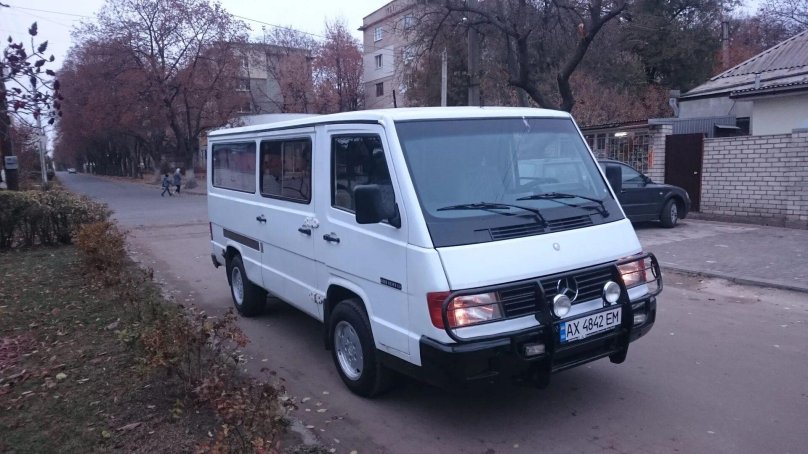 Mercedes-Benz mb100/mb140