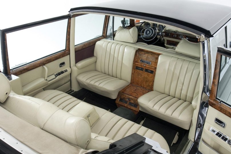 Mercedes-Benz 600 w100 Pullman