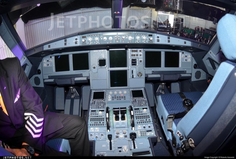 Airbus a320neo Cockpit