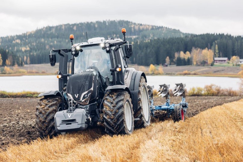 Valtra t155a