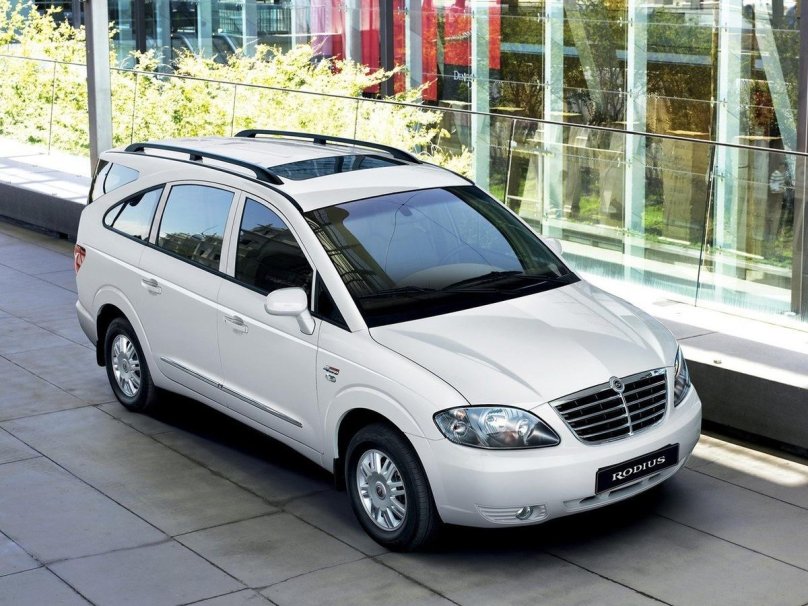 Ссанг Йонг Родиус