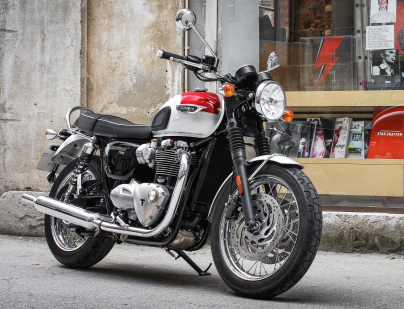 Мотоцикл Triumph Bonneville t120