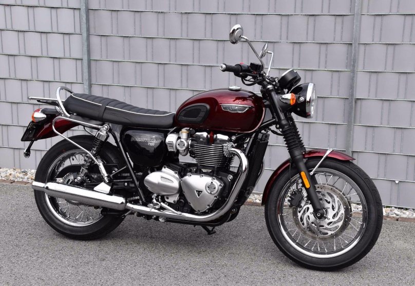 Триумф Бонневиль т120