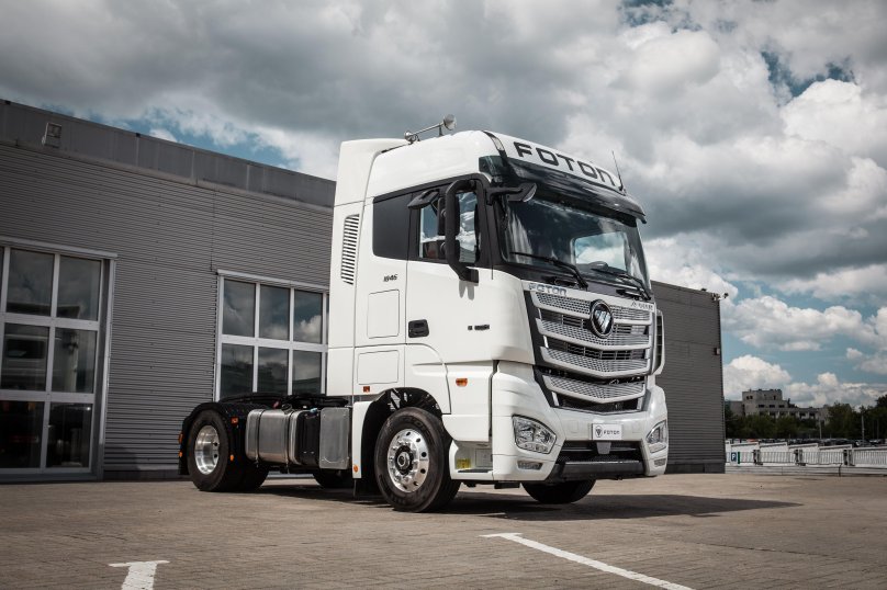 Foton Auman тягач