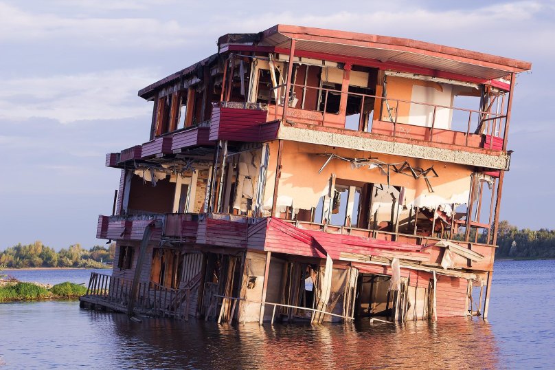 Плавучая Пристань дебаркадер