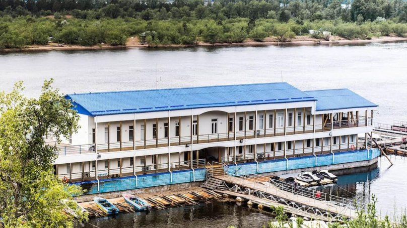 Дебаркадер Самара красная Глинка