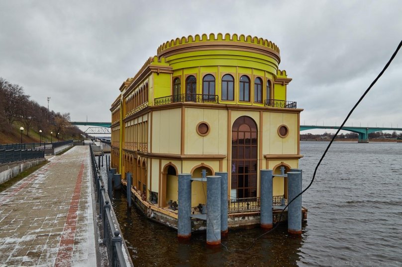 Плавучий бетонный дебаркадер