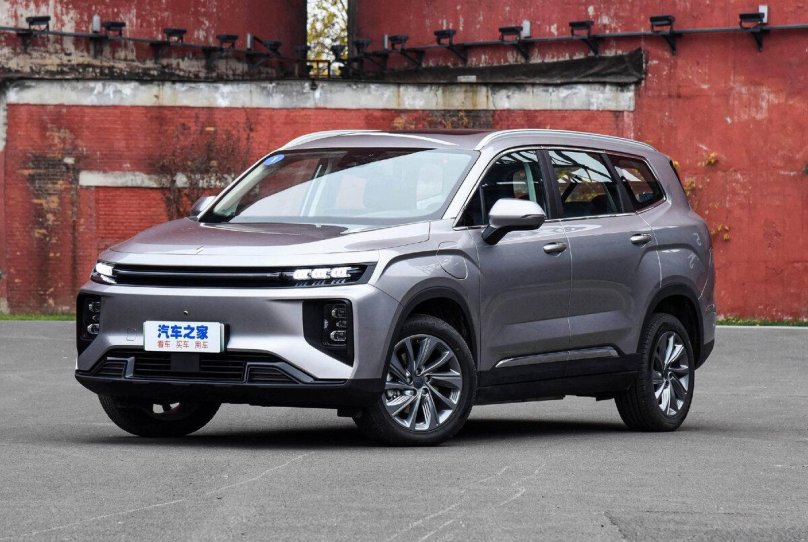 Livan 9 автомобиль