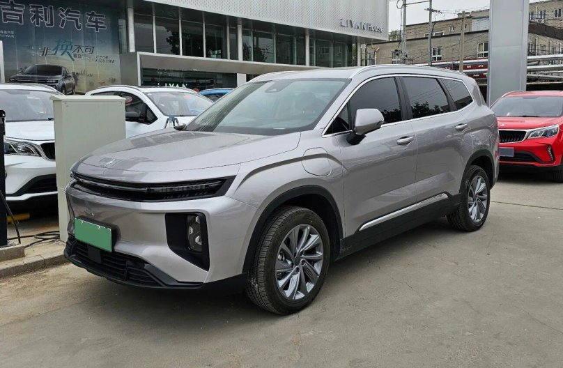 Livan 9 электромобиль