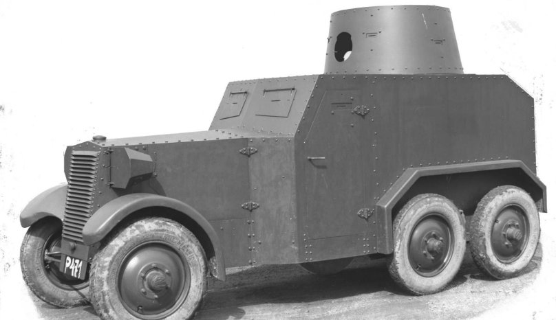 Татра бронеавтомобиль