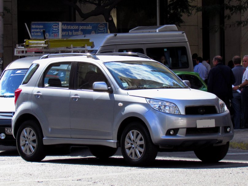 Дайхатсу Териос 1