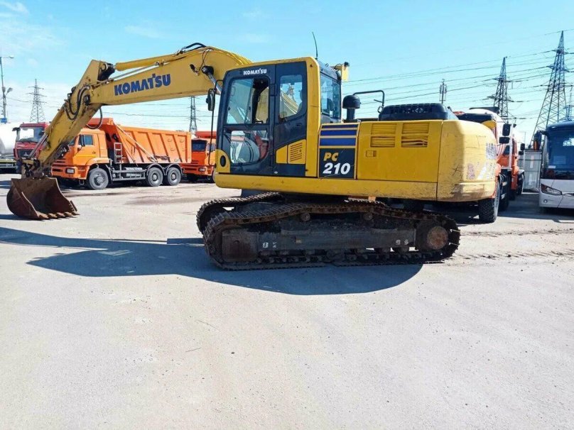 Комацу 450 экскаватор