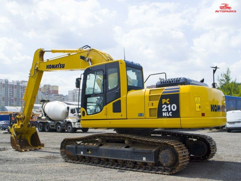 Komatsu pc210nlc-8