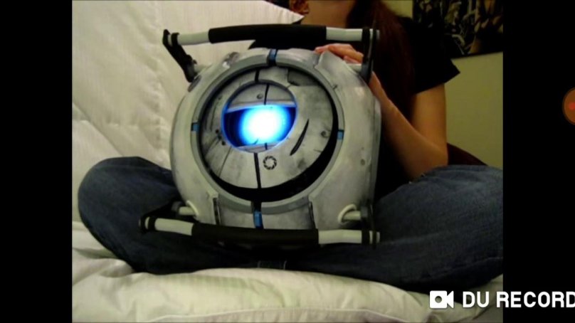 Уитли Portal 2 игрушка