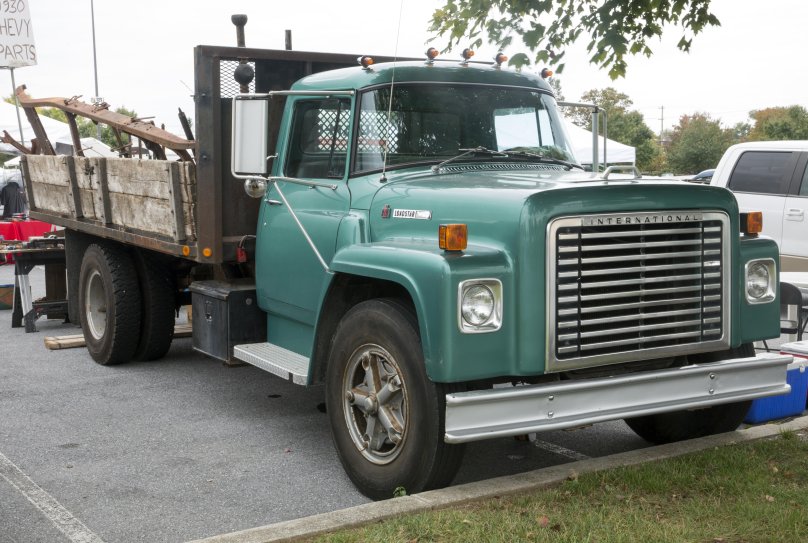 International Loadstar 1600