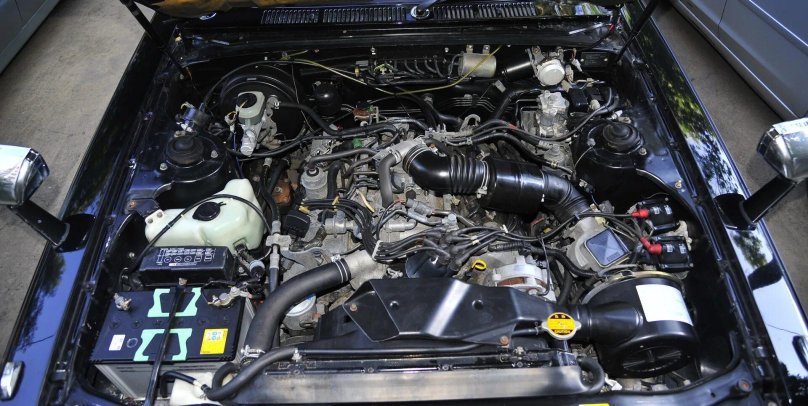 Toyota Century мотор