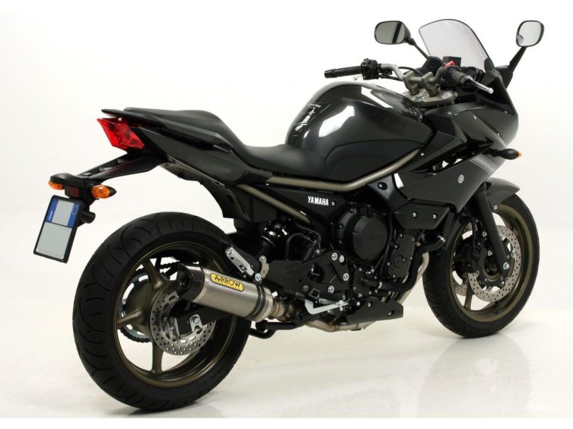 Мотоцикл Yamaha xj6