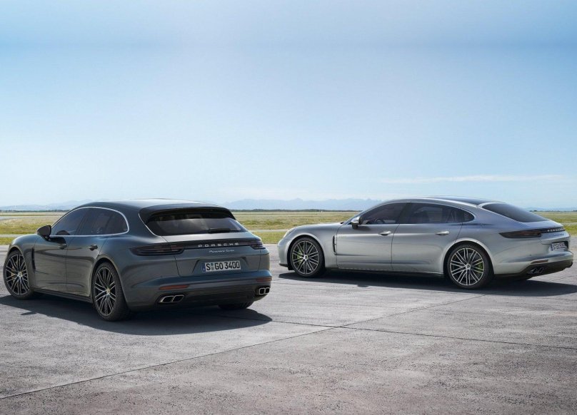 2018 Porsche Panamera Turbo Sport Turismo
