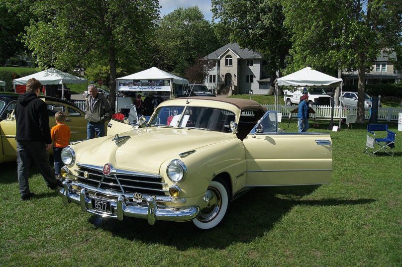 Хадсон Коммодор 49