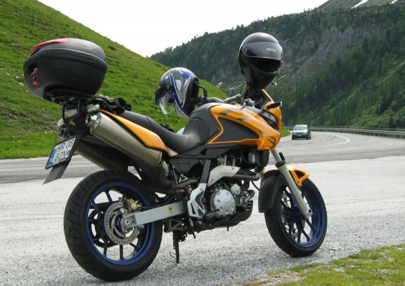 Априлия пегасо 650 страда