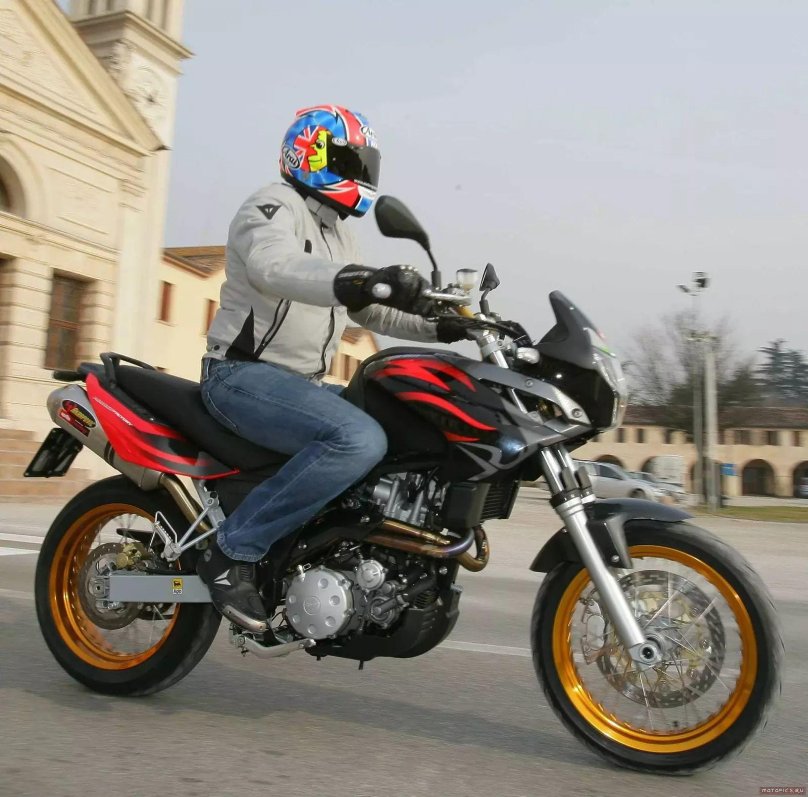 Aprilia Pegaso 650 Factory