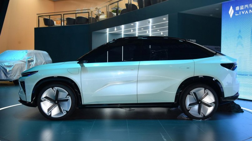 Livan машина 2022