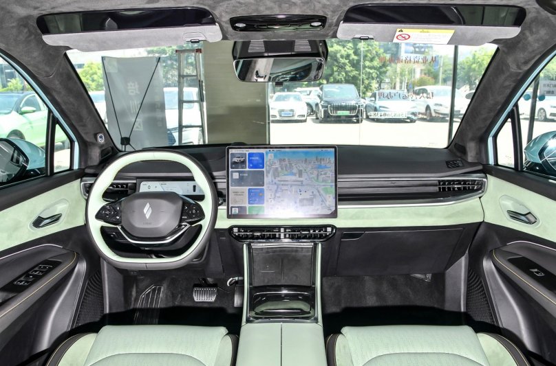 Джили Ливан