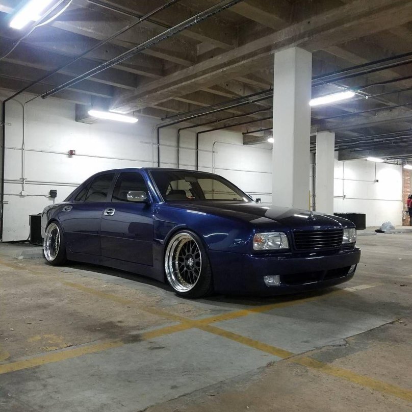 Nissan Cedric y32 stance