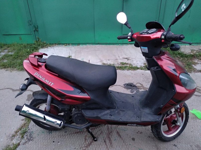 Скутер Dinamit 50
