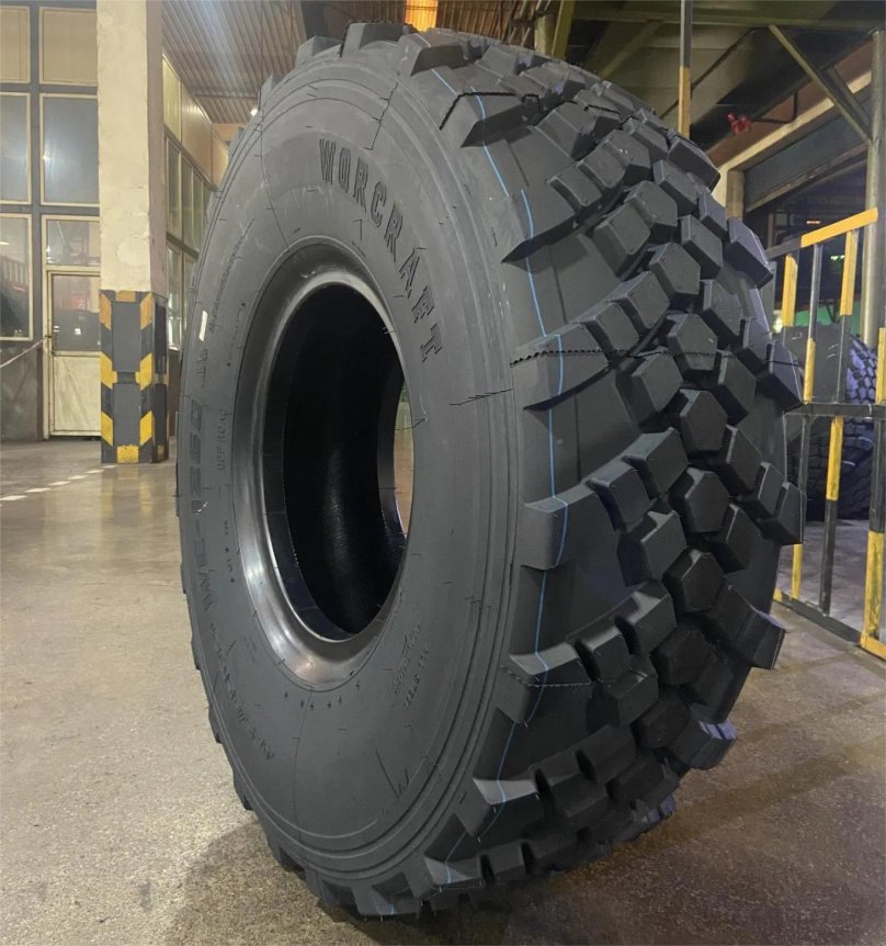 Шина грузовая 425 85 r21