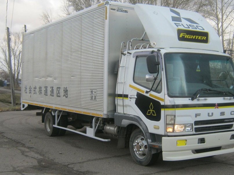 Мицубиси Фусо 2004