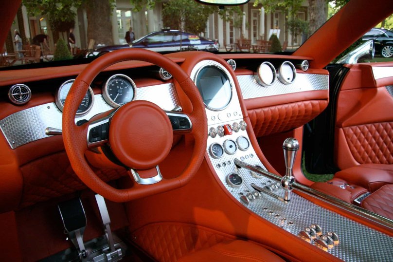 Спайкер Пекин Париж