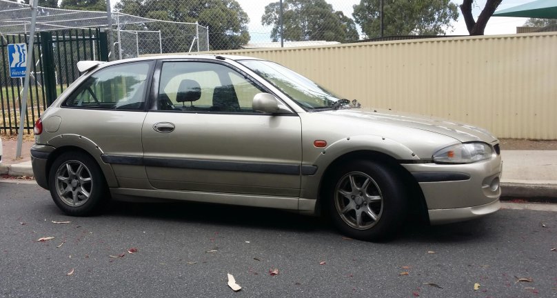 Мицубиси Протон 1998