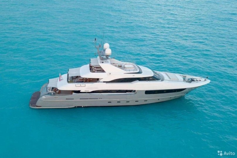Яхта Азимут 100 30 метровая