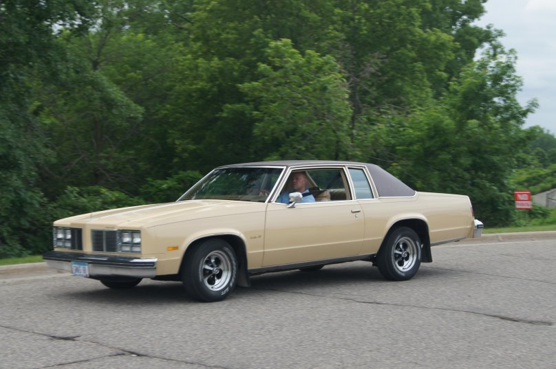 1977 Oldsmobile Delta 88