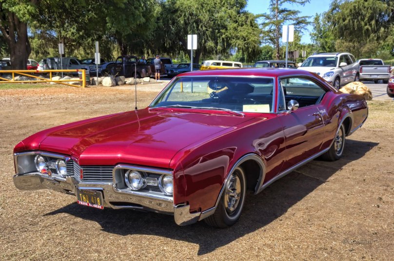 Oldsmobile Delta 88 1967