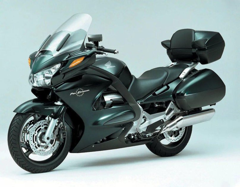 Honda st1300 Pan European