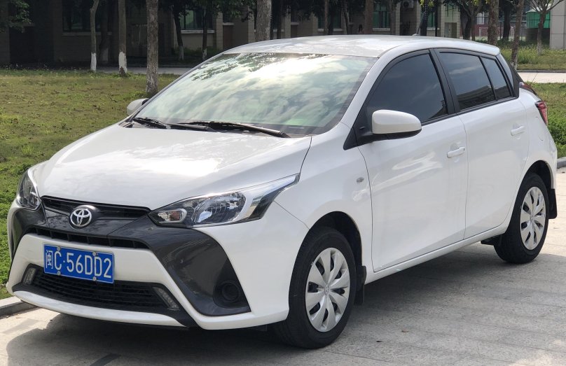 Toyota Yaris l