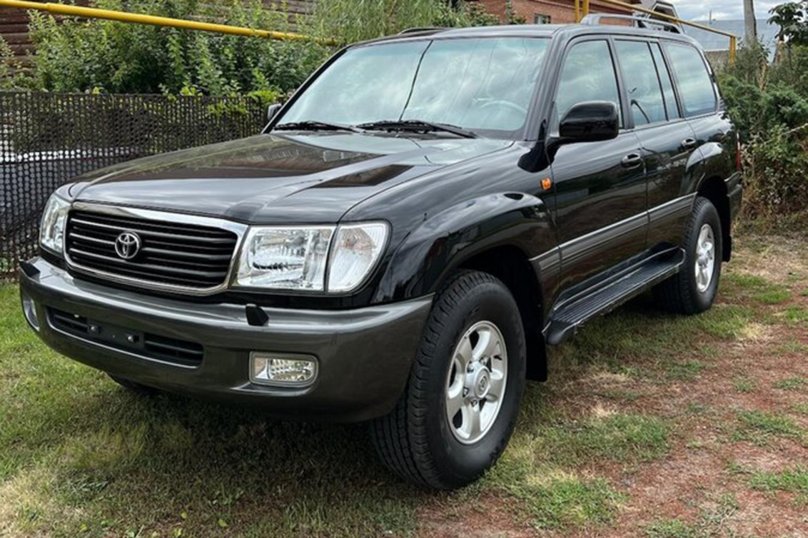 Тойота ленд Крузер 100
